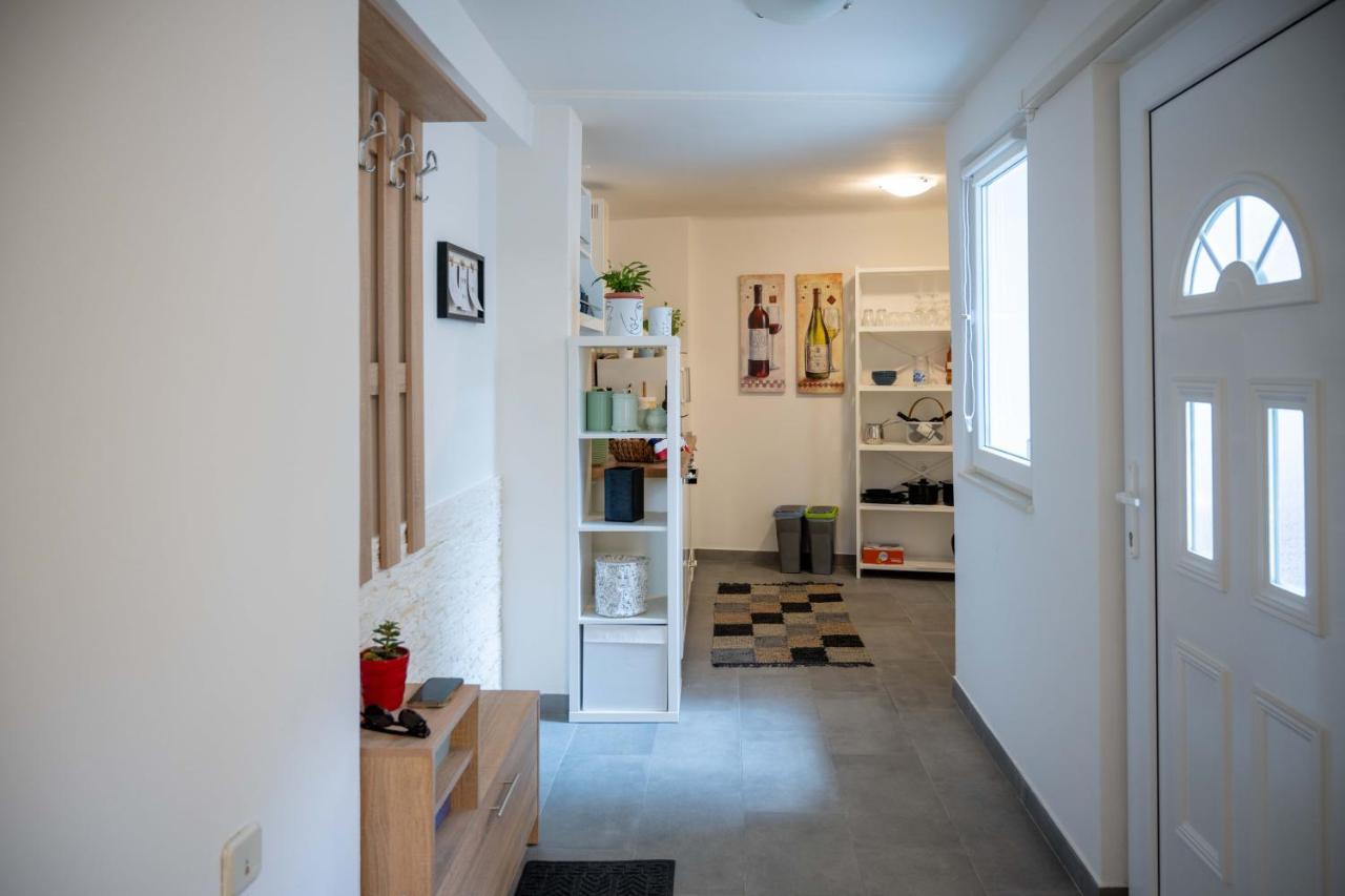 Apartment Montona Пула Экстерьер фото